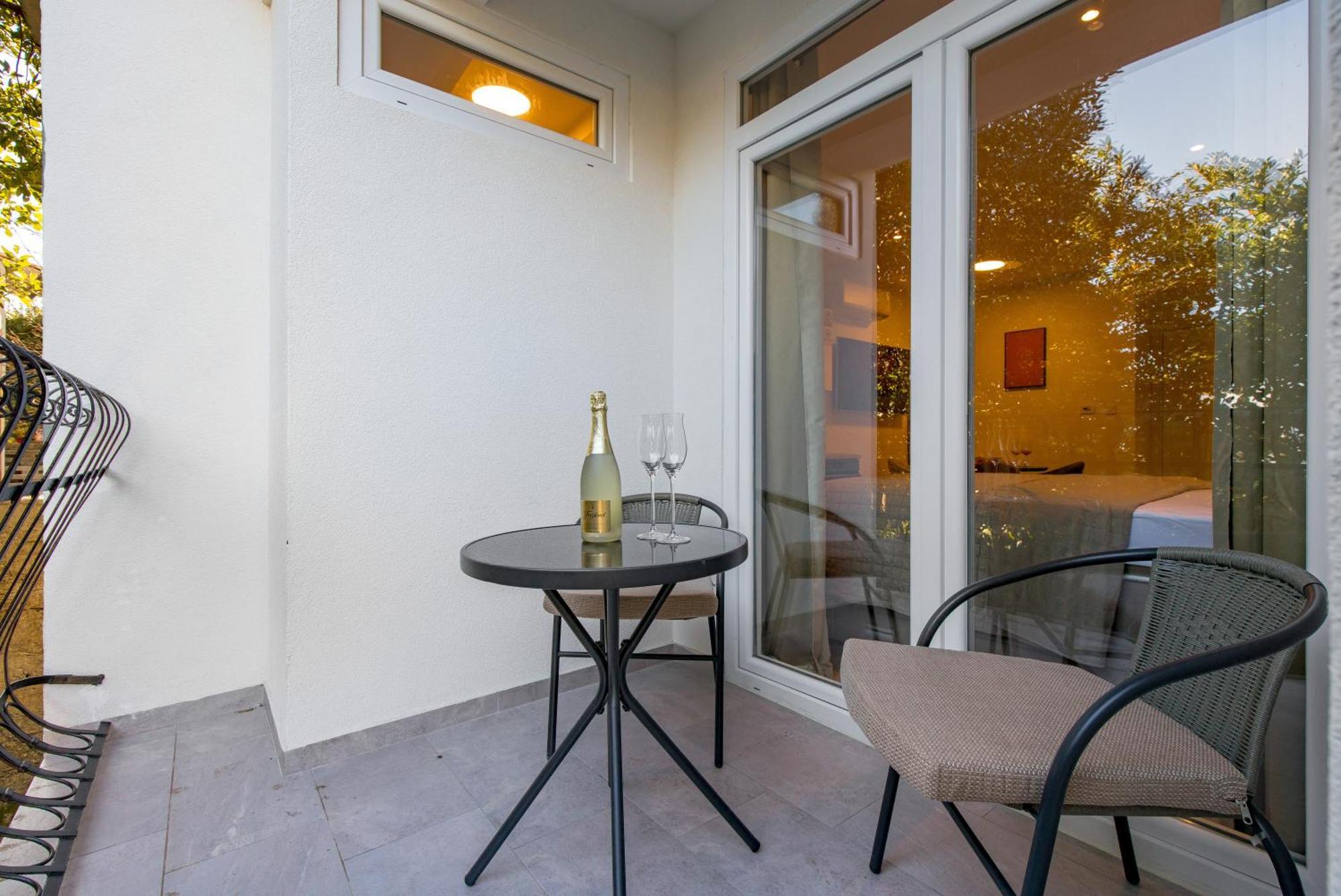 Brand New Apartments Villa Tereza Icici, 100M From The Beach Екстер'єр фото
